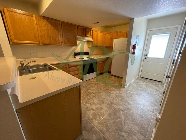 Photo - 178-184 E Spaulding Ave Unit 178