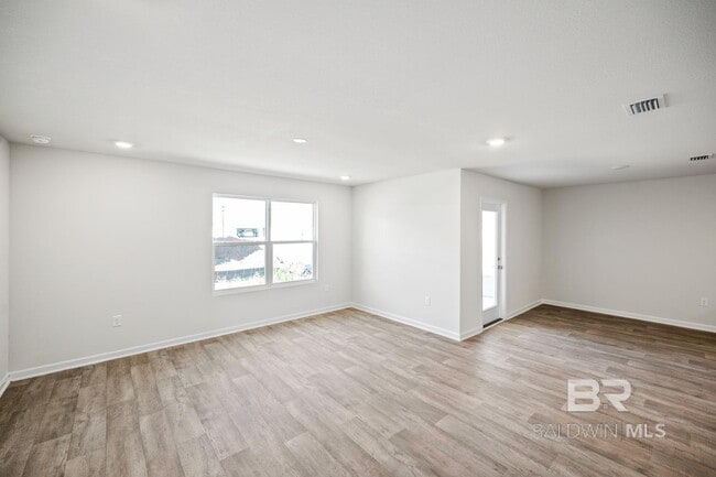 Photo - 18885 Markle Dr