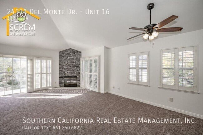 Photo - Updated Upper Three Bedroom Condo in Siena... Unidad 16