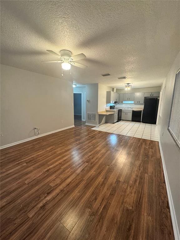 Photo - 2896 Meadow Lake Ave