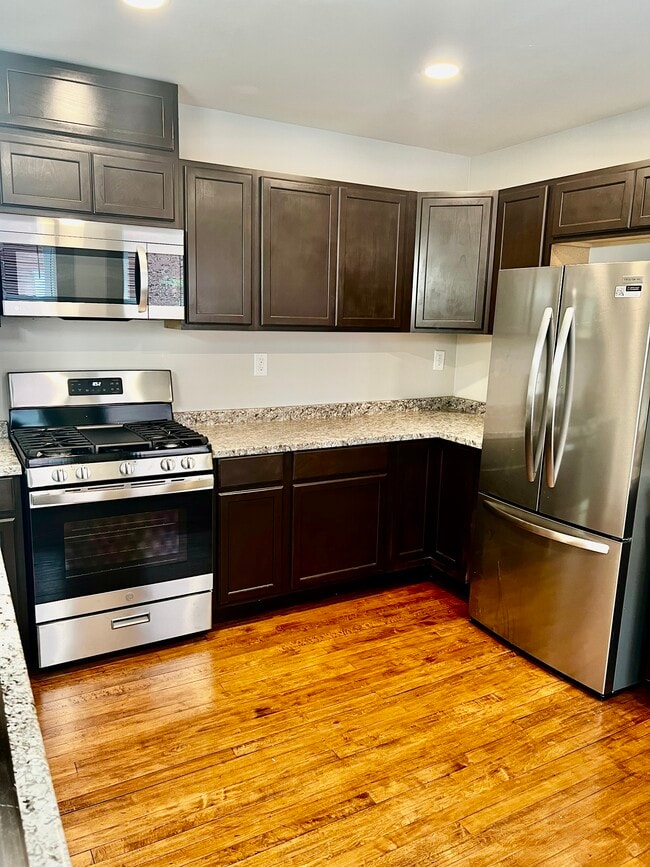 Photo - 522 N 33rd St Unit 522