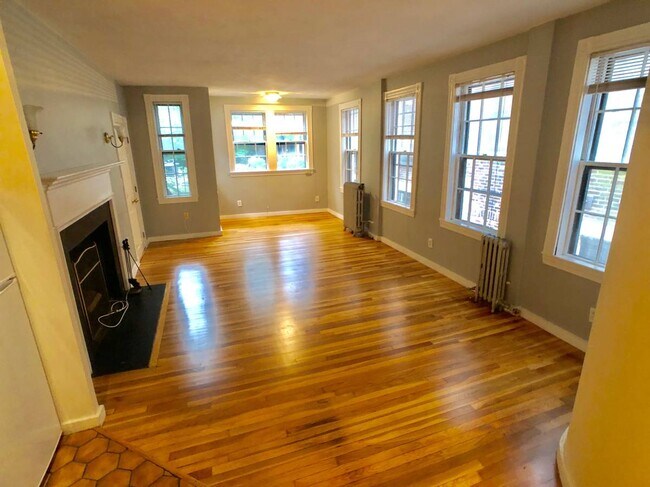 Photo - 82 Phillips St Unidad 2