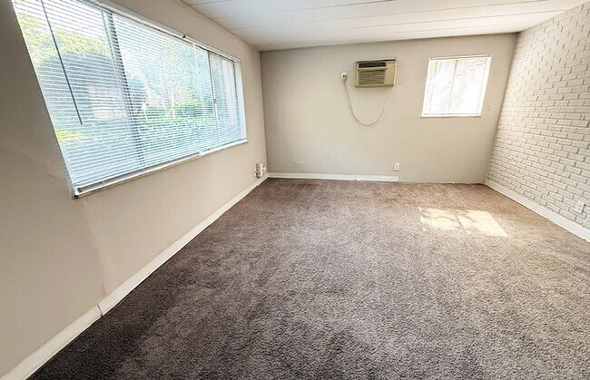 Photo - 331 Shiloh St Unit 331-01