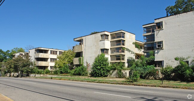 Photo - Grove Court Apartments