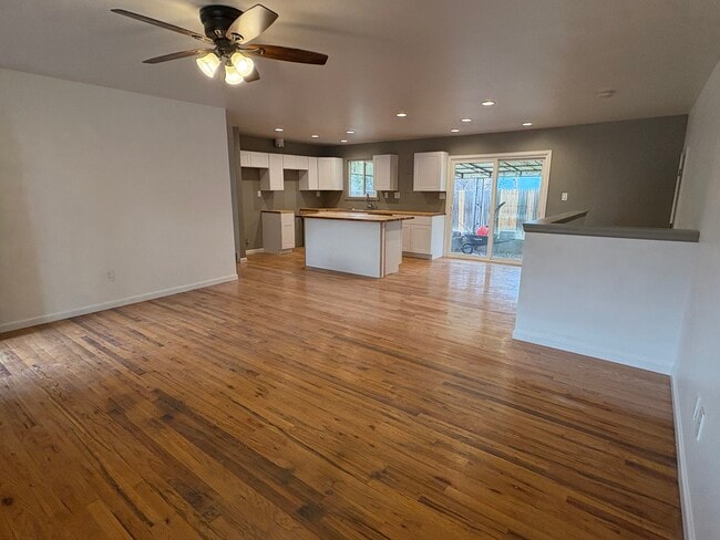 Photo - 1635 Capulin Dr