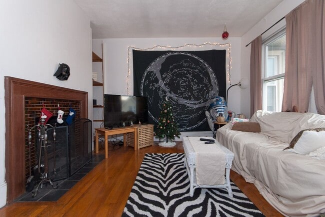 Photo - Sunny 2 Bed in Allston | Hardwood Floors | Dishwasher | 9/1