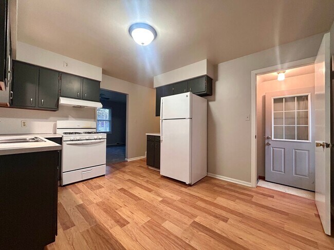 Photo - Wallace Ave 3189/3191 Apartment Unit 3191