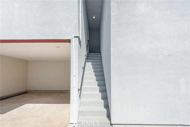 Photo - 145 E 36th Pl