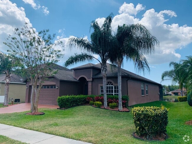 Building Photo - Waterfront View! 4 bed 2 bath 2 car garage Rental