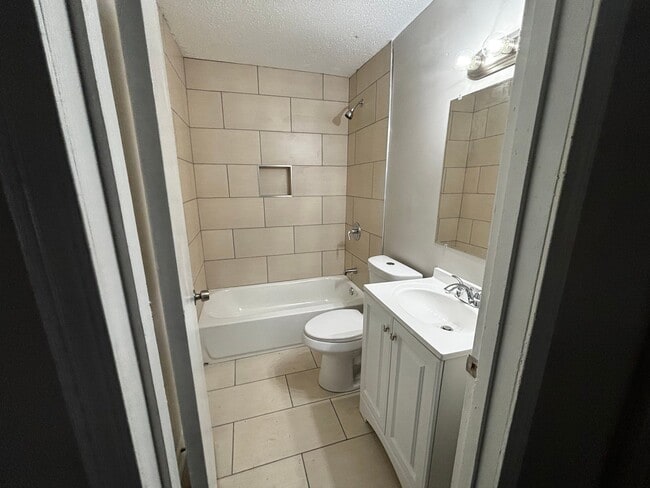 Photo - 279 W Norwood Ave