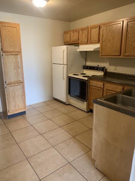 Photo - 4 Bedroom Lower Unit Student Rental Near UWEC