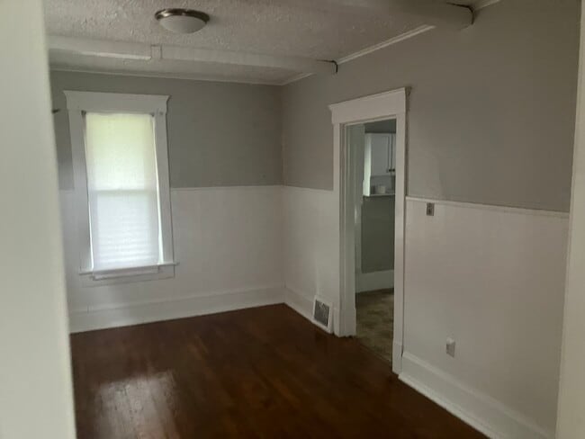 Photo - 1022 23rd St NW