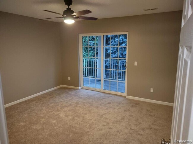 Photo - GORGEOUS 2 BED TOWNHOUSE! APRIL MOVE IN SPECIAL!