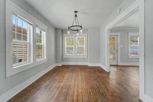 Photo - 1122 I St