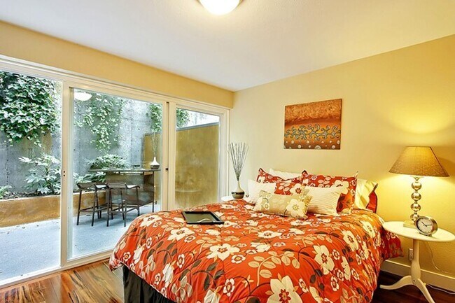 Photo - Capitol Hill One Bedroom Condo For Rent Unit 110