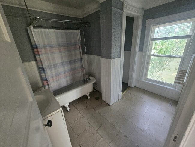 Photo - 334 Clay St Unit Apartment 4