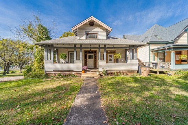 Photo - 801 Phillips Ave Unit 801-1 Phillips Avenue