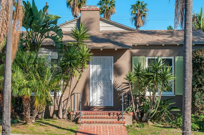 Cozy 1 Bedroom Bungalow with Reserved Park... - Cozy 1 Bedroom Bungalow with Reserved Park... Apartment Unit 3147 30th Street