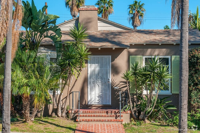 Building Photo - Cozy 1 Bedroom Bungalow with Reserved Park... Unit 3147 30th Street Rental