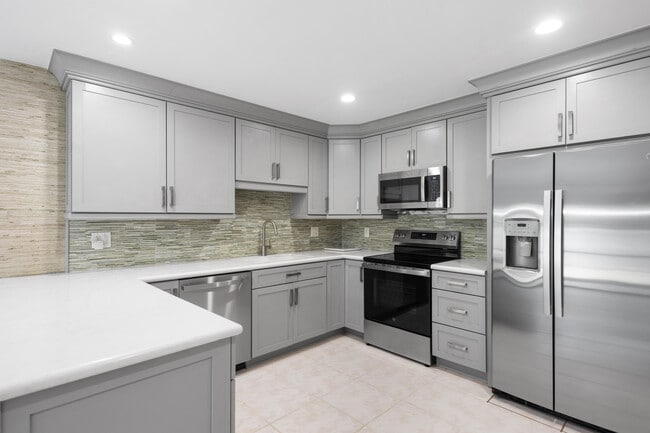 Photo - 227 W Riverside Dr