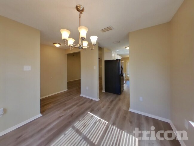 Photo - 1015 Cedar Run Dr