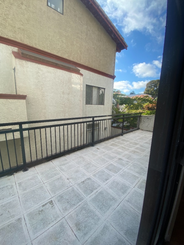 Photo - 1701 Le Roy Ave Unit 6