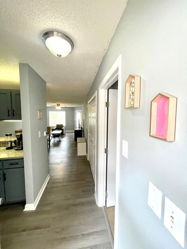 Photo - 1401 Collegiate Cir Rental