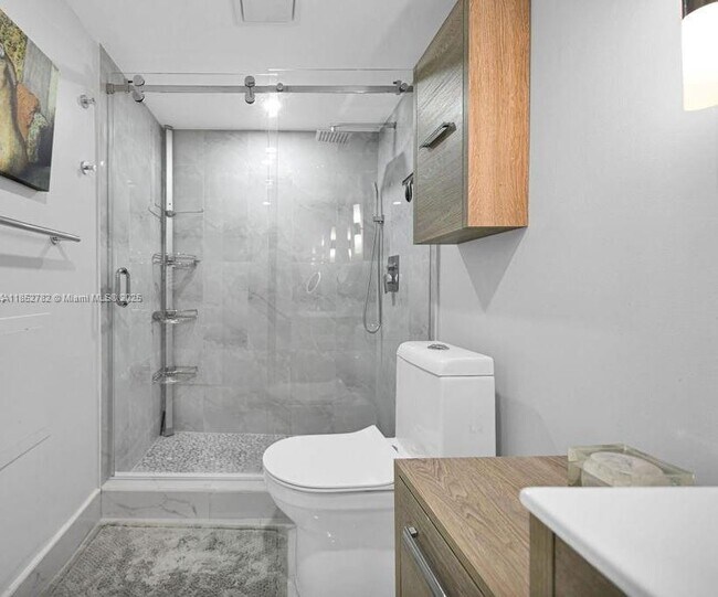 Photo - 2851 NE 183rd St Unidad 111E