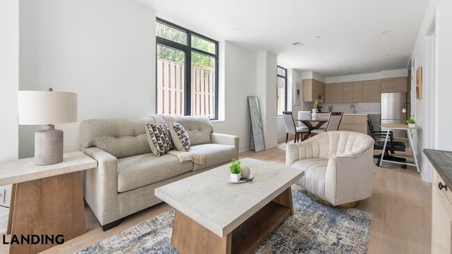 1128 10th St NW Unit 102