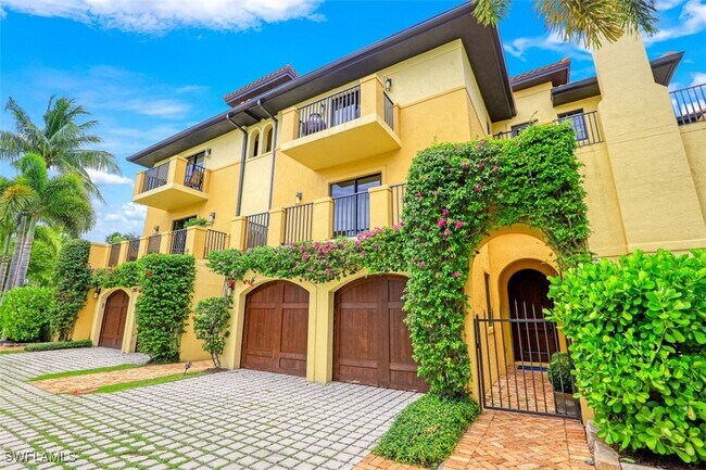 Photo - 270 5th Ave S Unidad H-2