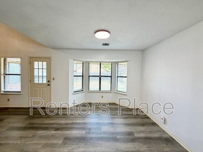 Photo - 11121 S 106th E Ave