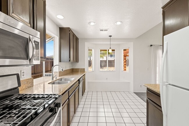 Photo - 4BD/2BA Ranch Style Home w/Private Yard, 2...