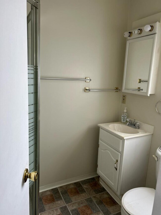 Photo - 152 W Warrington Ave