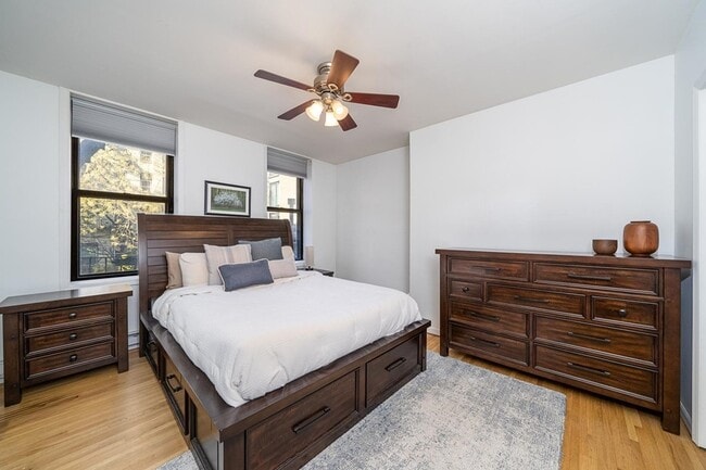 Building Photo - 1314 Hudson St Rental