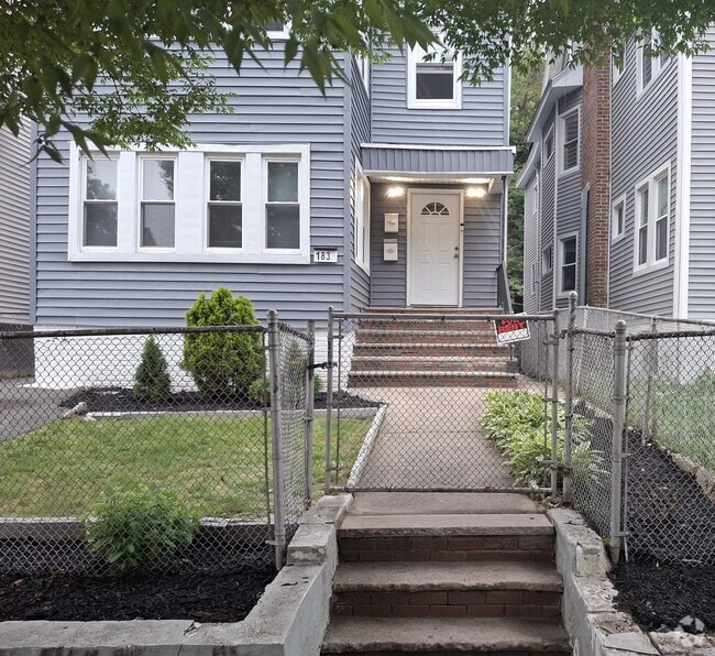 Building Photo - 183 N Munn Ave Rental