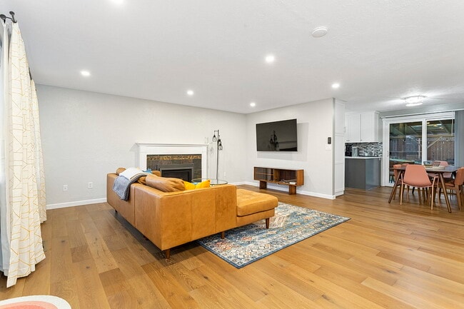 Photo - 12318 SE 67th Ct