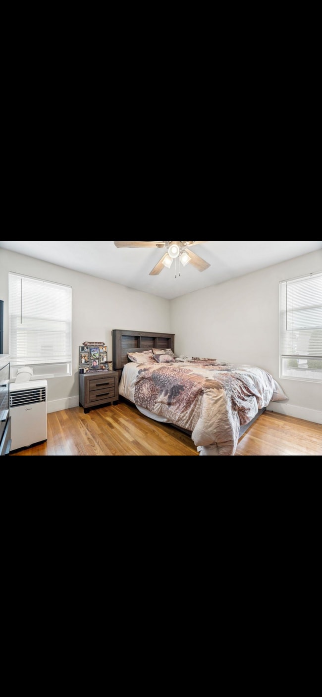 52 Cumberland St Unit 2