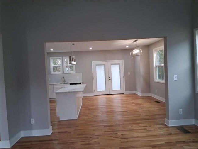 Photo - 3180 Tackett Rd