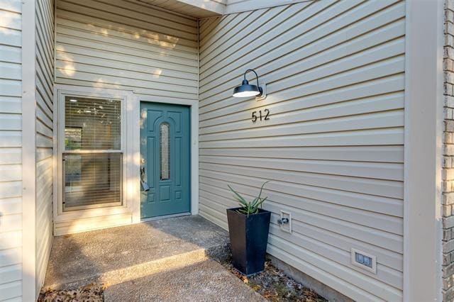 Photo - 512 Arbor Brook Ln