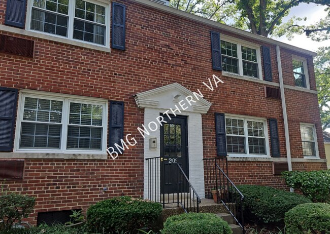 209 N Trenton St