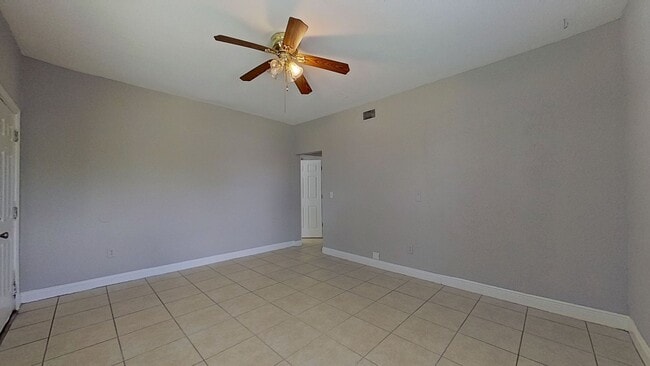 Photo - 2671-2673 Forbes Street Unit 2671 Forbes St B