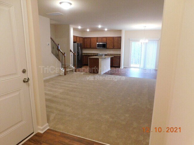 Photo - 103 Early Times Ave