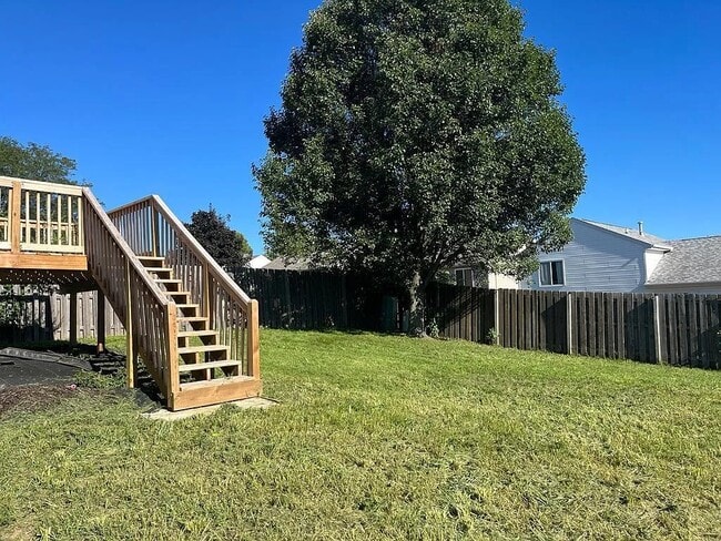 Photo - 17837 Olive St