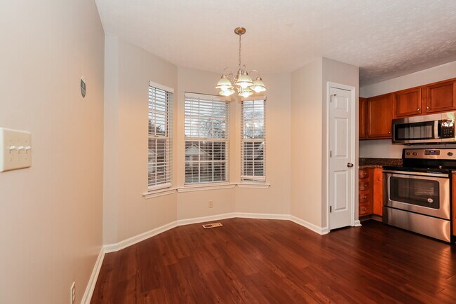 Photo - 4020 Calumet Dr