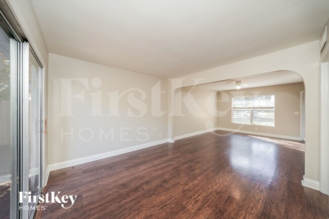 Photo - 5227 Adams Rd