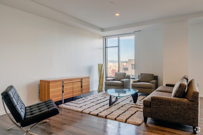 2BR, 2.5BA - 1,632SF - 16M