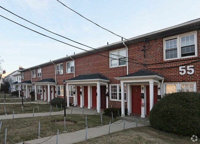 Photo - 55 Nassau Place