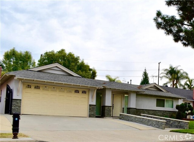 Building Photo - 1228 Calbourne Dr Rental