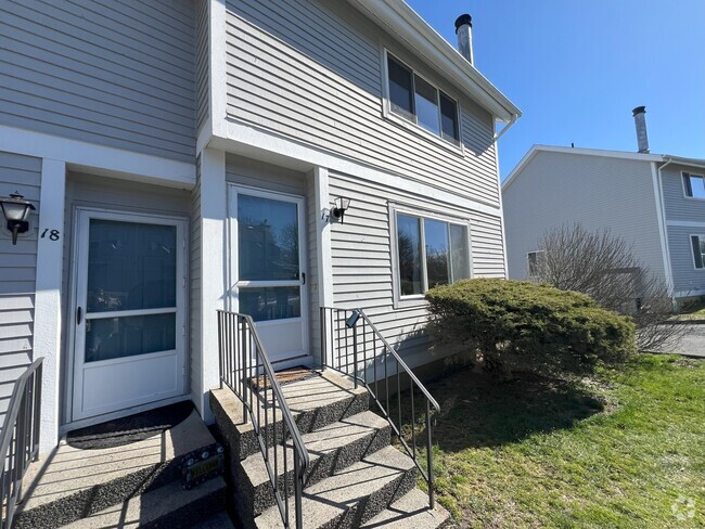 Building Photo - 151 Shelter Rock Rd Unit 17 Rental