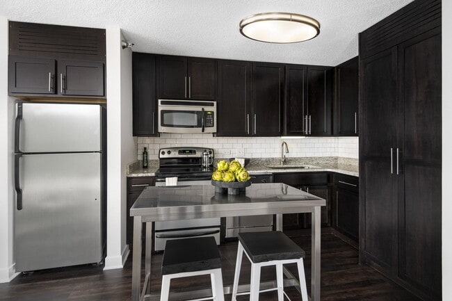 Photo - Cityfront Place